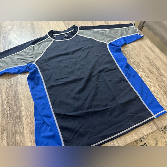 Lands’ End Kids Color Block Short Sleeve Rashguard Swim Shirt - Picture 2 of 4
